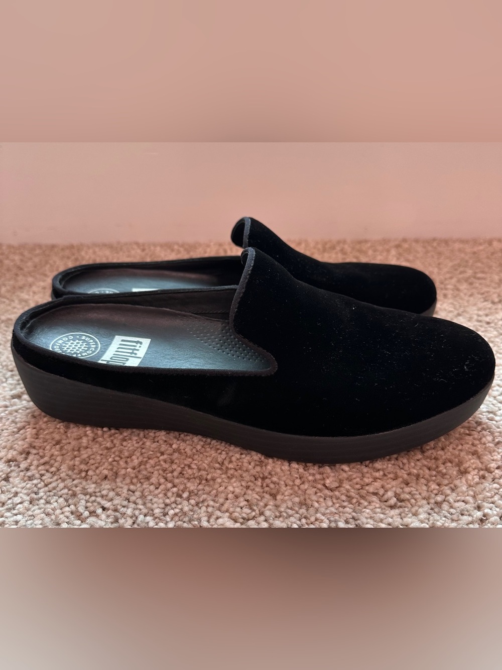 Fit Flop Black Velvet Mule Slides in Size 8.5